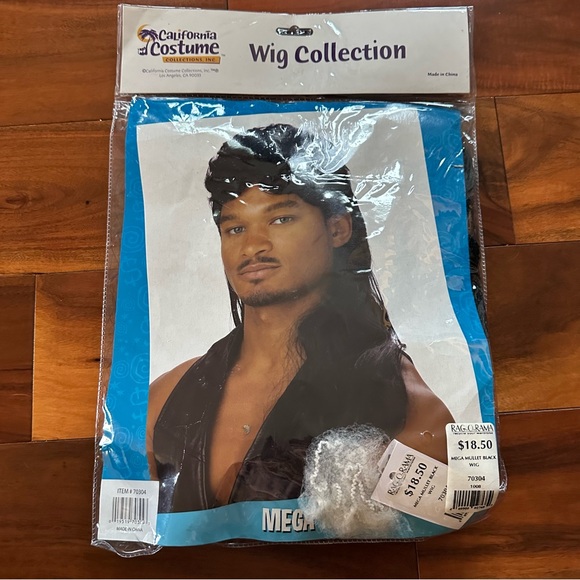 Costume Wig - Picture 1 of 4